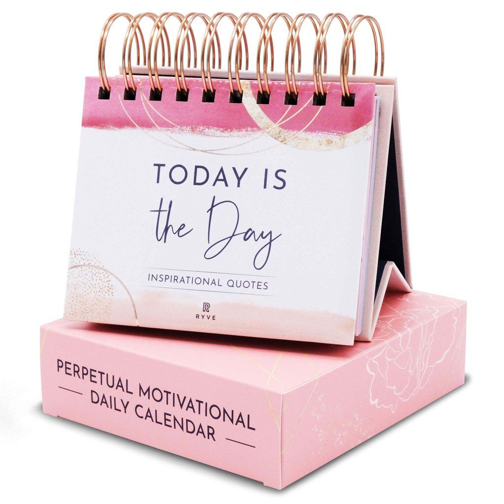 Motivational calendar, an example of a holiday gift for clients.