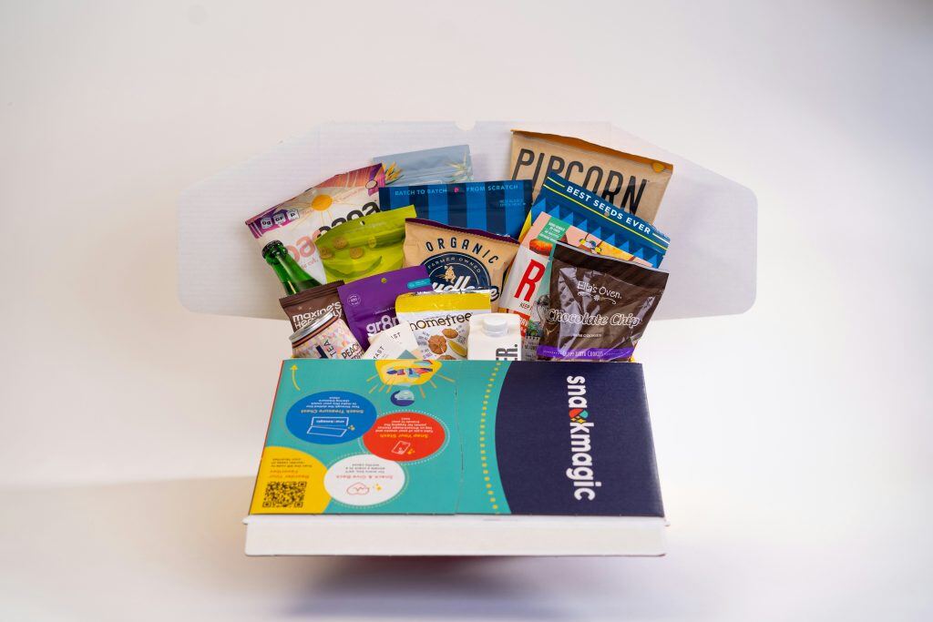 healthy snacks, an example of a holiday gift for clients.