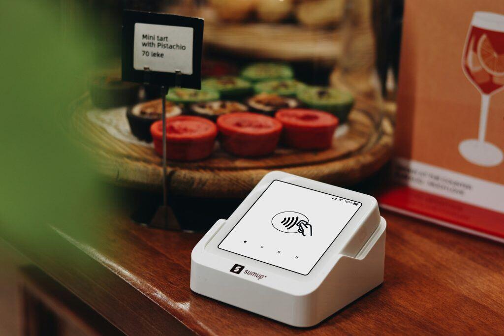 a contactless card reader