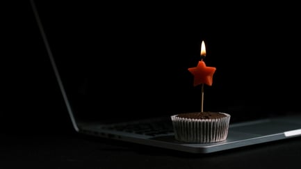 muffin with star candle